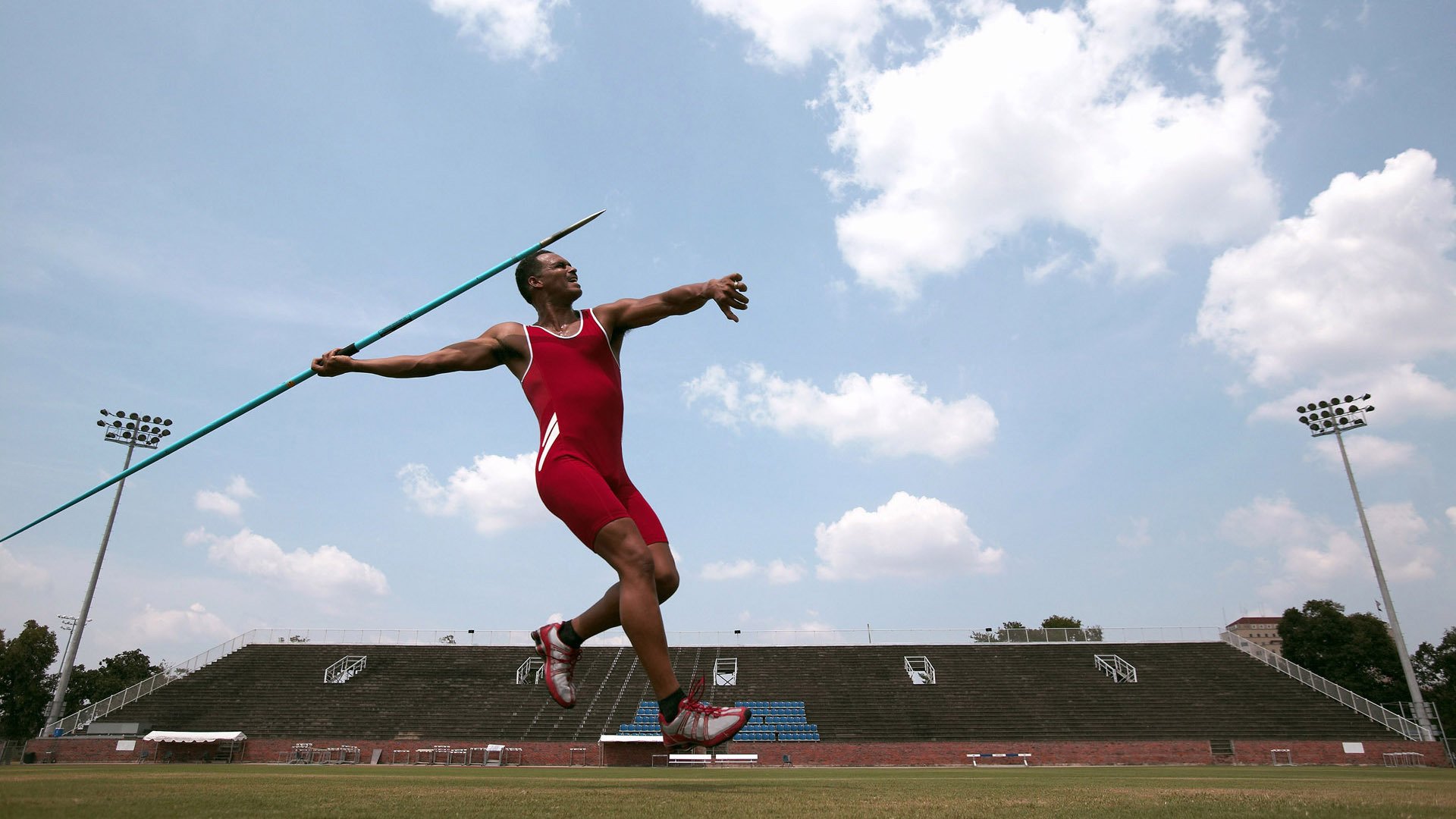 爱游戏体育-塞维利亚主场3-2战胜马洛卡，进攻端火力全开，塞维利亚球场